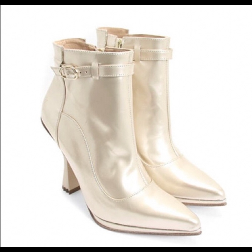 John Fluevog Queen of the Skies Dionysus (reposh)